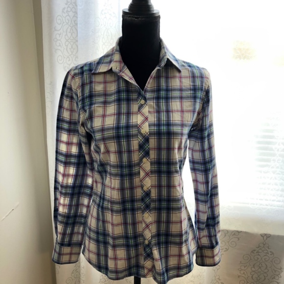Banana Republic Tops - 💖NWOT Banana Republic Button-down